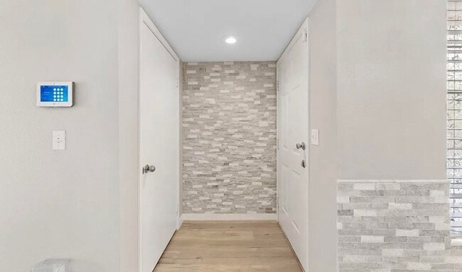 Building Photo - Beautiful First-Floor Summerlin Condo in La Posada – 2 Bed, 2 Bath with Private Patio