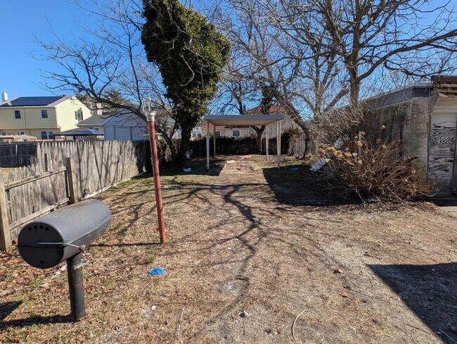 Building Photo - 1115 N Ohio Ave