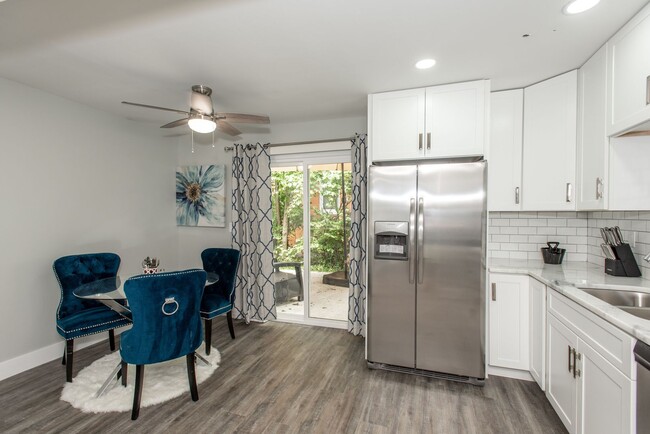 Building Photo - DEPOSIT SPECIAL!! MOVE IN SPECIAL!!!!