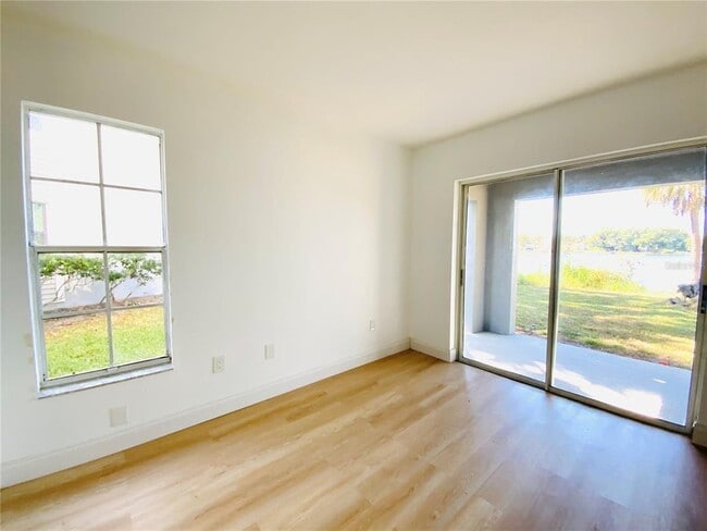 Building Photo - 7200 E Bank Dr