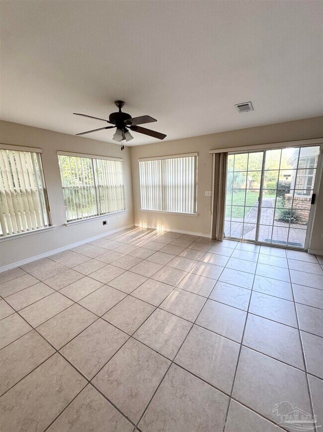 Building Photo - 6740 Bunker Hill Cir