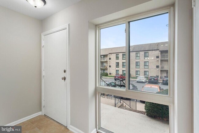 Building Photo - 6155 Edsall Rd