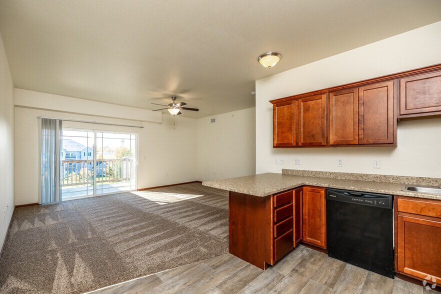 2BR, 1BA - 949 SF - Village Pointe - Fully Occupied