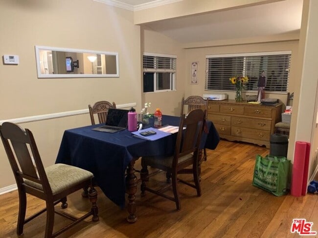 Building Photo - 8318 Altavan Ave