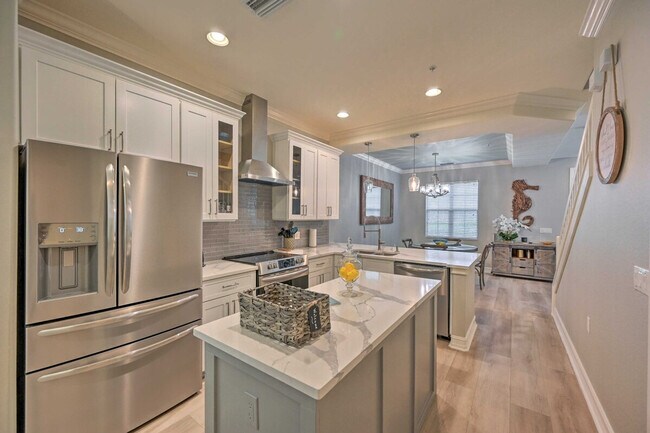 Building Photo - 9117 Chula Vista St