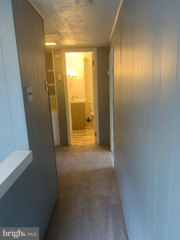 Building Photo - 32 Norwyn Rd