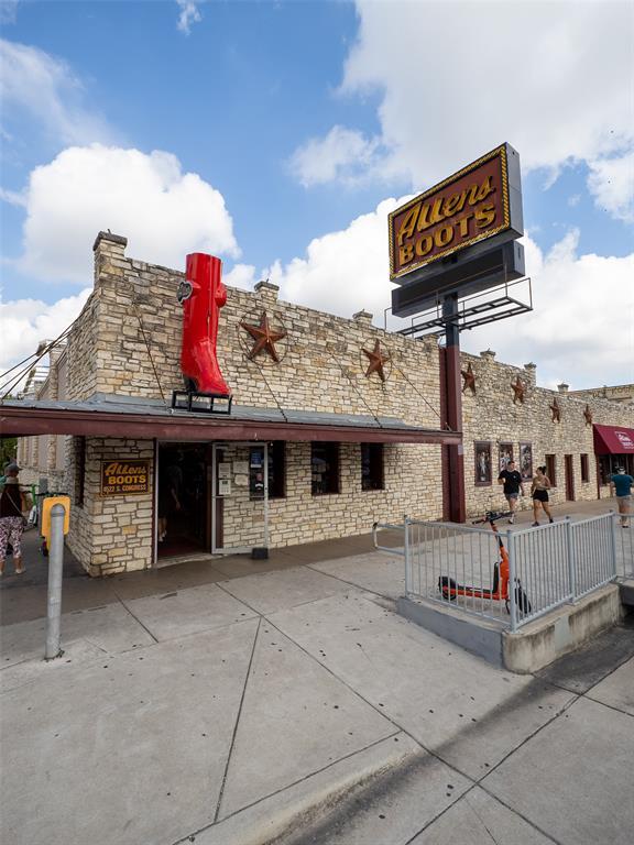 Building Photo - 1609 Nickerson St