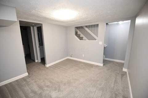 Building Photo - 5715 Ashcroft Ln