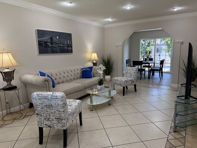 Primary Photo - 3342 Dias Dr