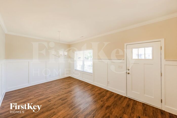 Building Photo - 22851 Sanders Way