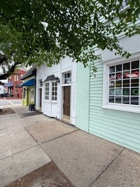 Building Photo - 1203 W Main St
