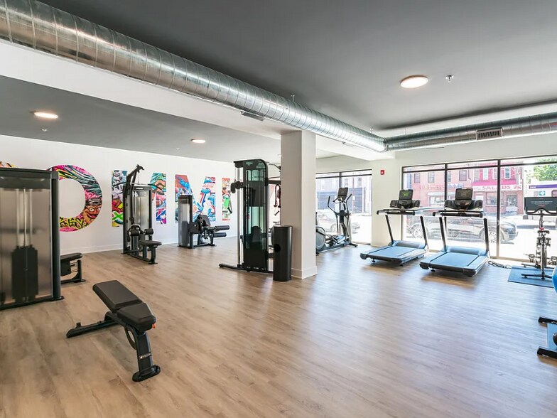 Building Photo - 1201 W Girard Ave