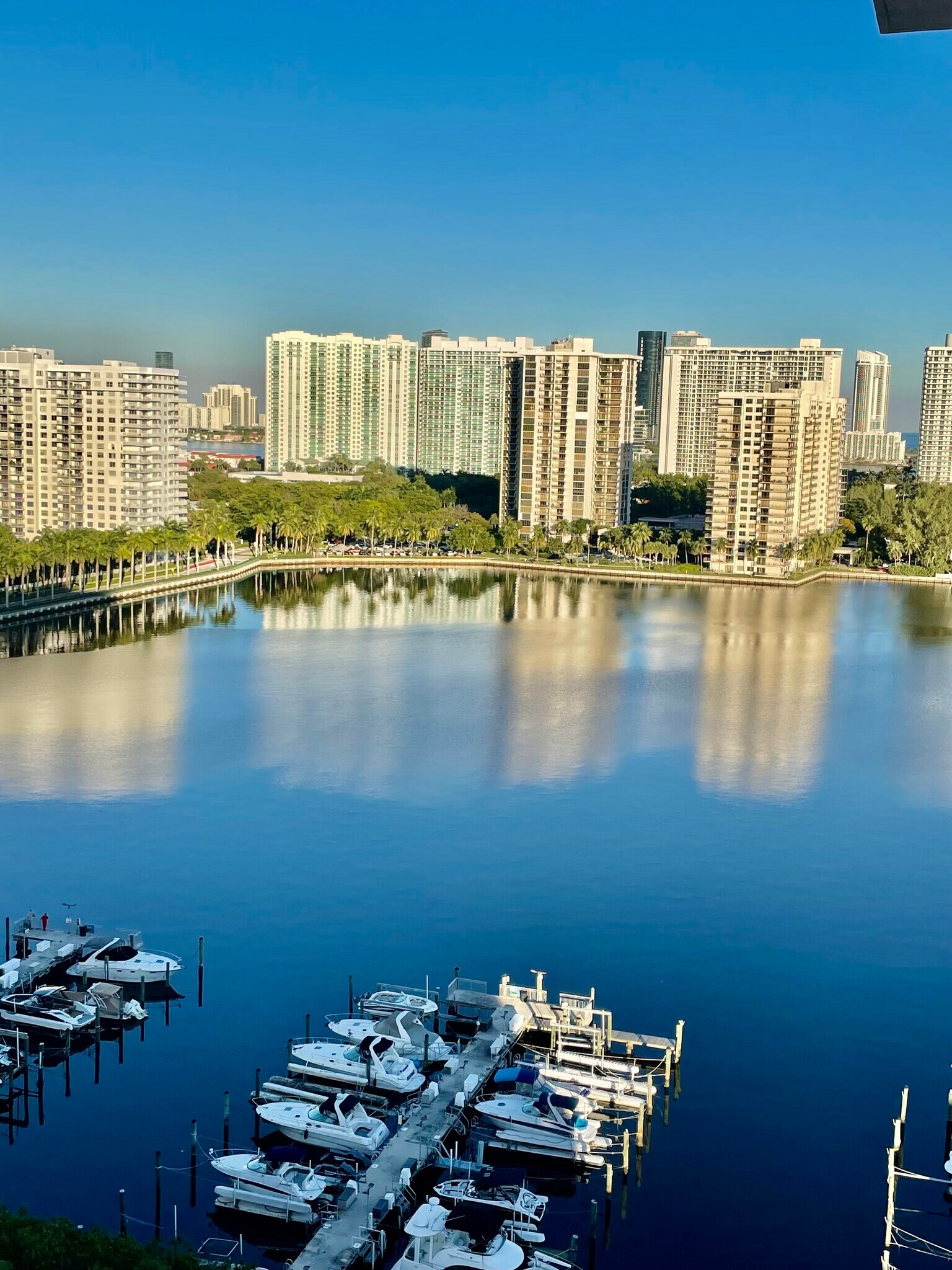 Building Photo - 18041 Biscayne Blvd