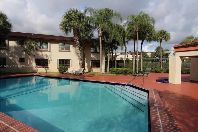 Building Photo - 8520 SW 149th Ave