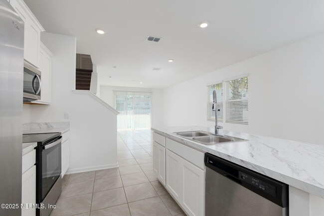 Building Photo - 8378 Retrograde Rd