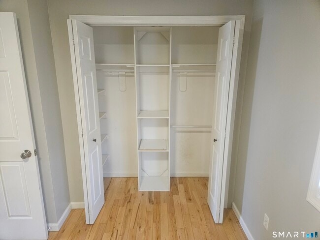 Building Photo - 63 Webb St