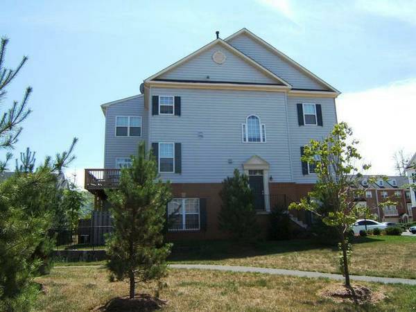 Side view outside - 12681 Heron Ridge Dr