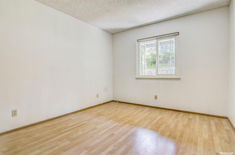 Building Photo - 5039 Cypress Ave