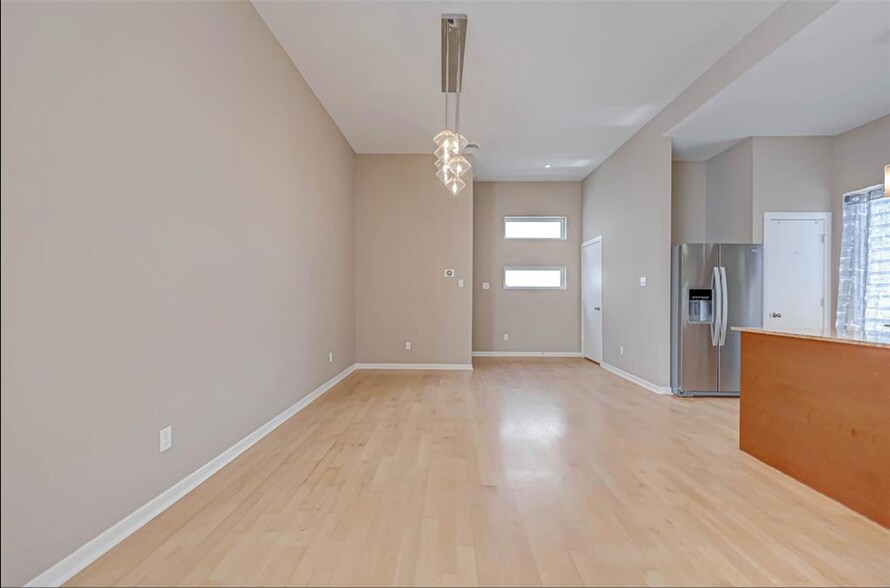Building Photo - 5628 Kiam St
