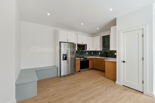 Building Photo - 1624 NW 17th St