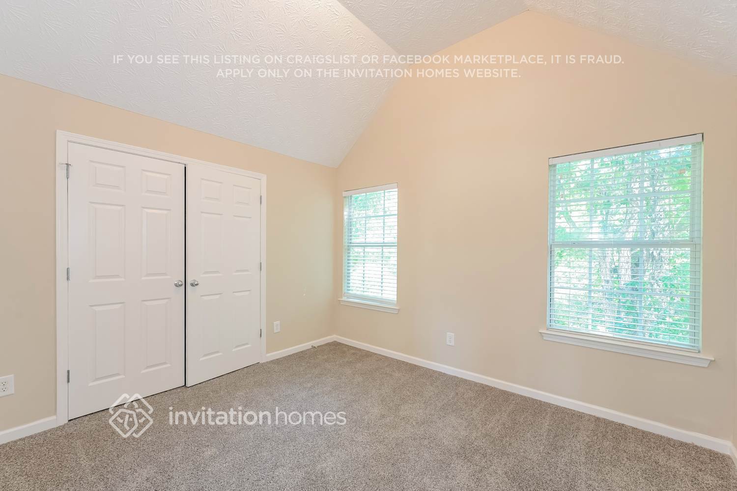 Building Photo - 559 Michael Cir