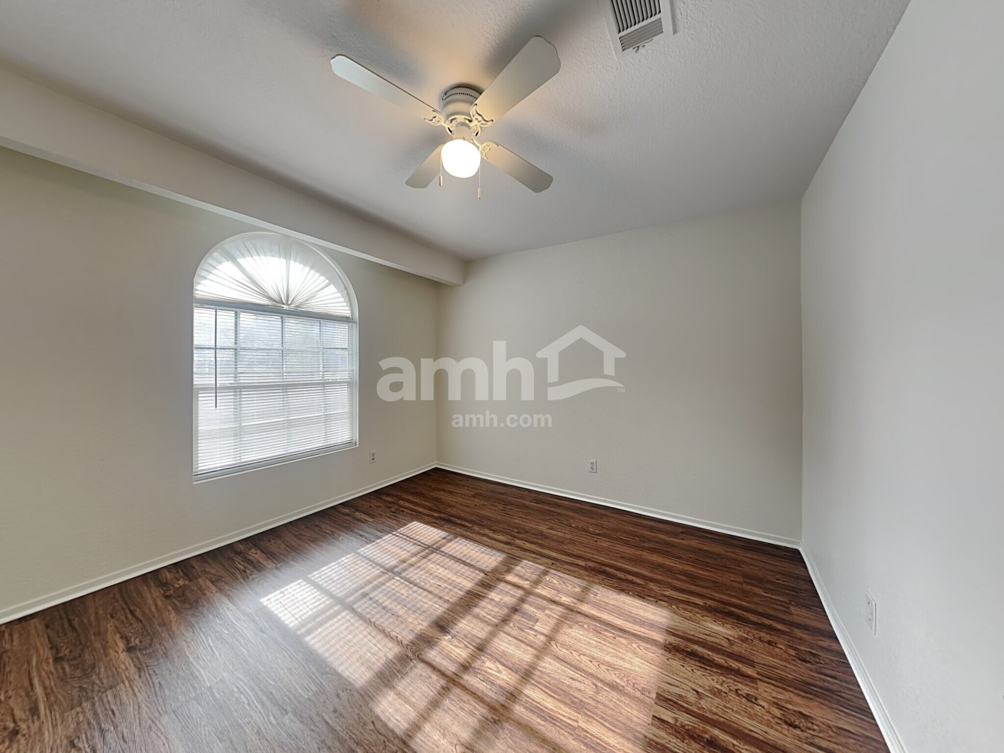 Building Photo - 7636 Connemara Ave