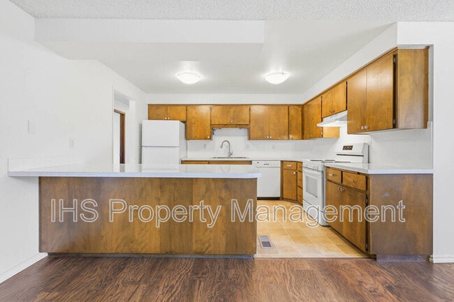 Building Photo - 1506 Cimarron Ave
