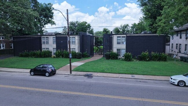 Building Photo - 151 N Belvedere Blvd