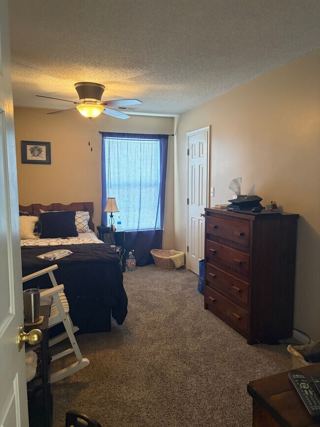 Building Photo - Highland Parkway