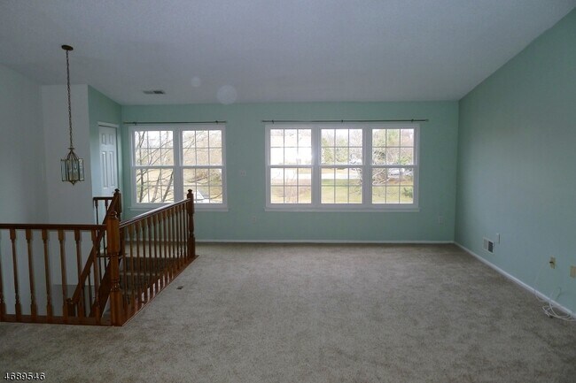 Building Photo - 122 Amethyst Way