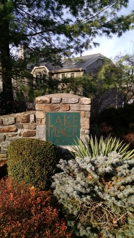 Primary Photo - 135 Danbury Ct