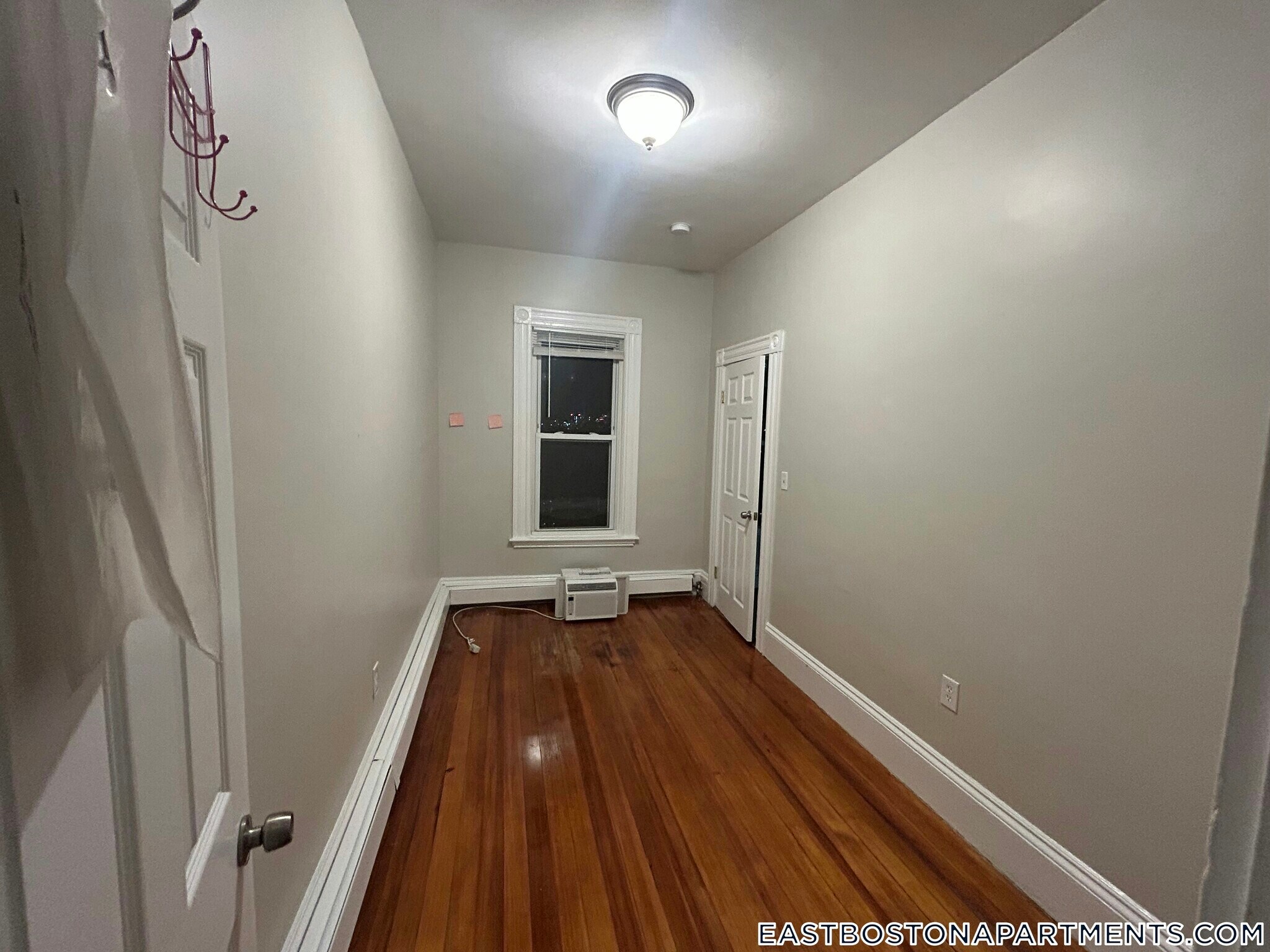 Building Photo - 279 Webster St