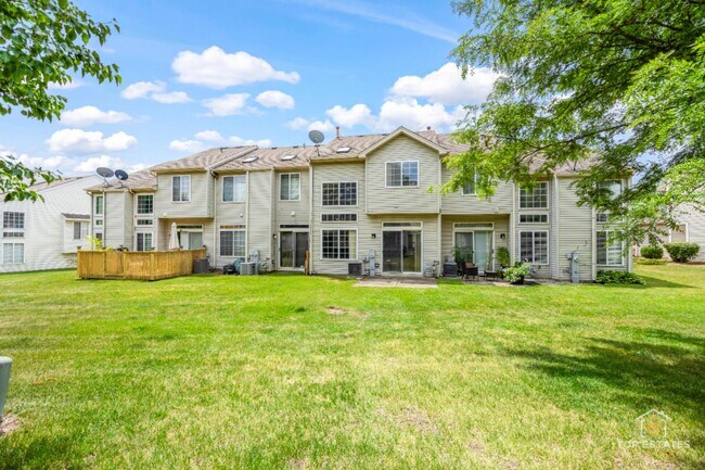 Building Photo - 951 Viewpoint Dr