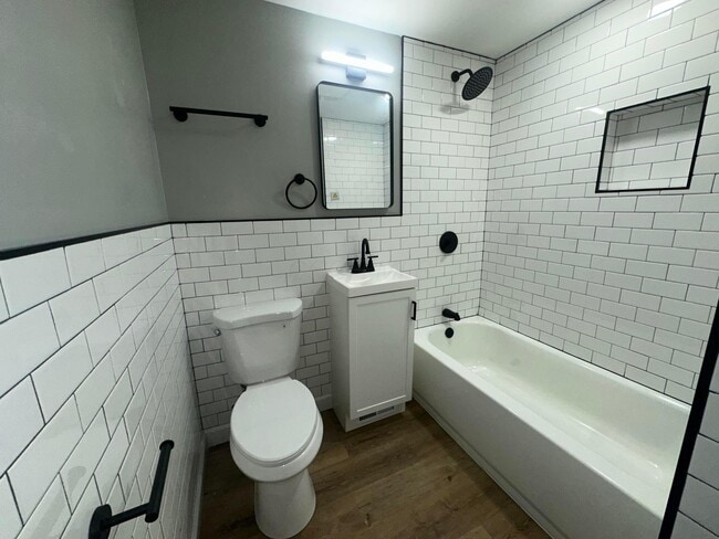 Building Photo - 3535 Paris Blvd