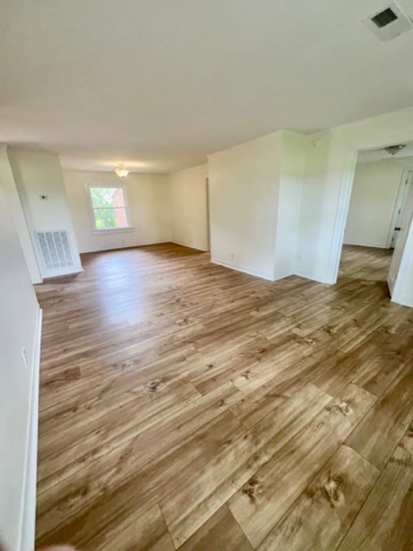 Building Photo - 1036 Blue Springs Rd