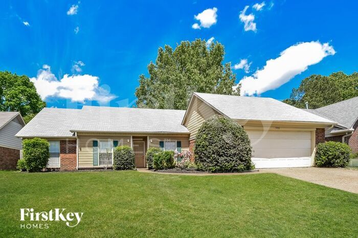 Primary Photo - 7452 Kingsland Dr