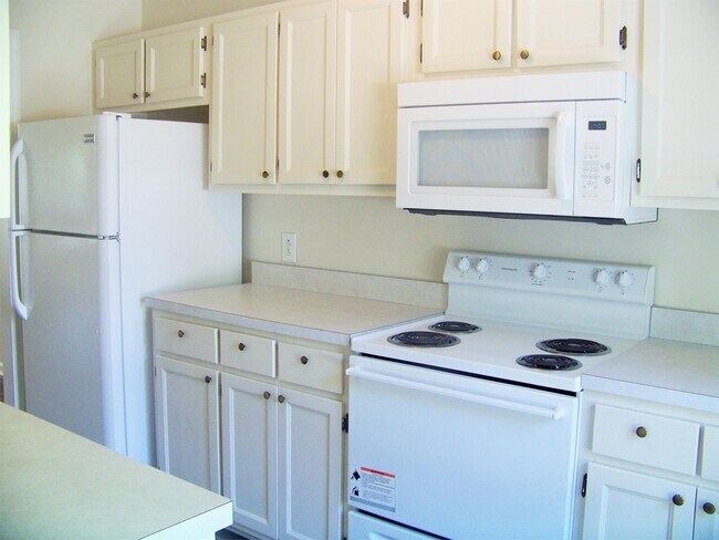 Building Photo - 108 Christopher Ct