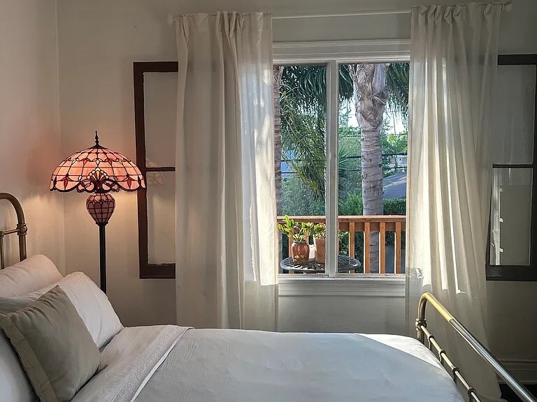 Building Photo - 725 Washington Blvd