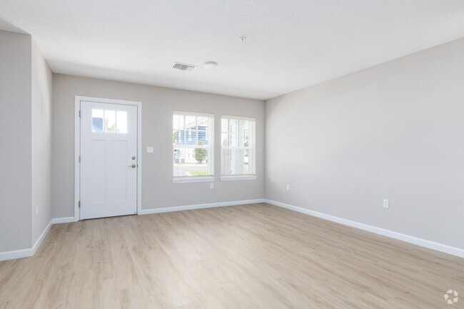 1BR, 1BA - 630SF - ADA - Royal Oak Apartments