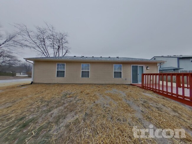 Building Photo - 1319 Country Ridge Ln