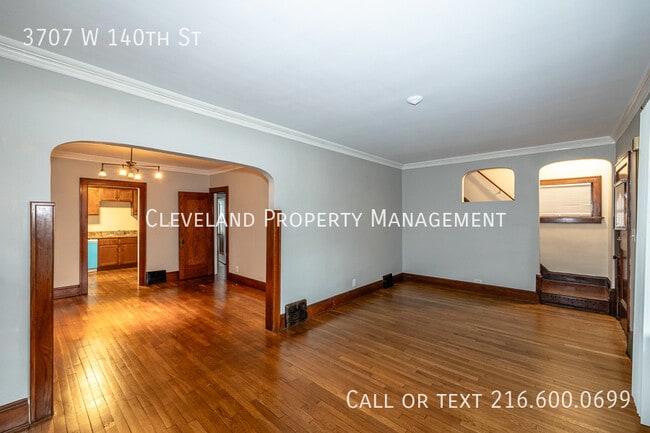 Building Photo - 3707 W 140th St