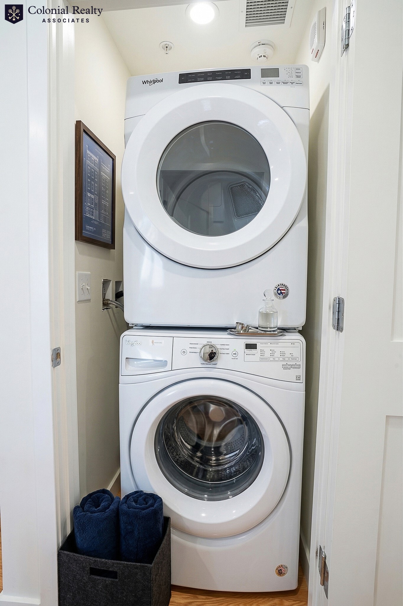 Building Photo - 15 Kelley Ct