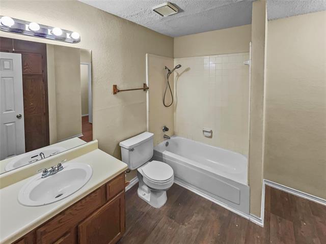 Building Photo - 828 Mirabell Ct