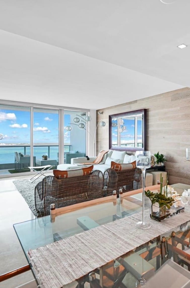 Building Photo - 1408 Brickell Bay Dr