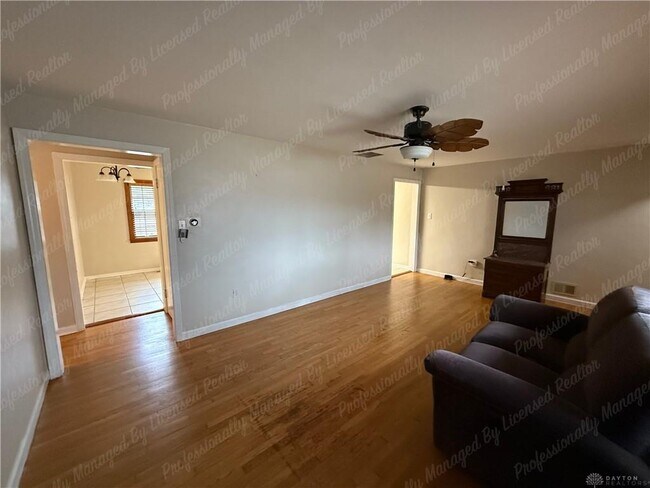 Building Photo - 217 Wolf Ave