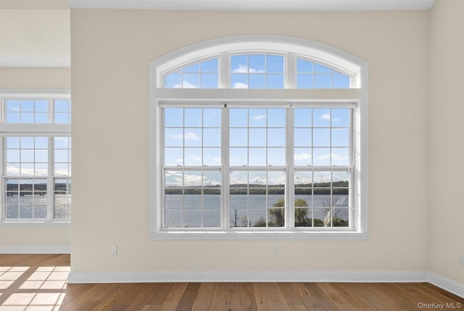 Building Photo - 402 Sacandaga Loop