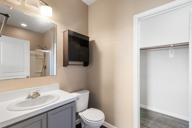 Building Photo - 835 Coffee Mill Creek Ln