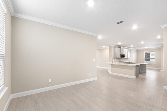 Building Photo - 167 Lily Landing Dr