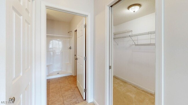 Building Photo - 4586 Creekside Dr