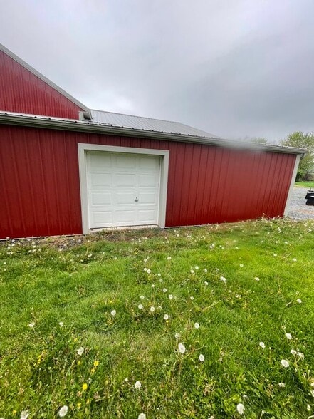 Building Photo - 764 W ROUTE 897